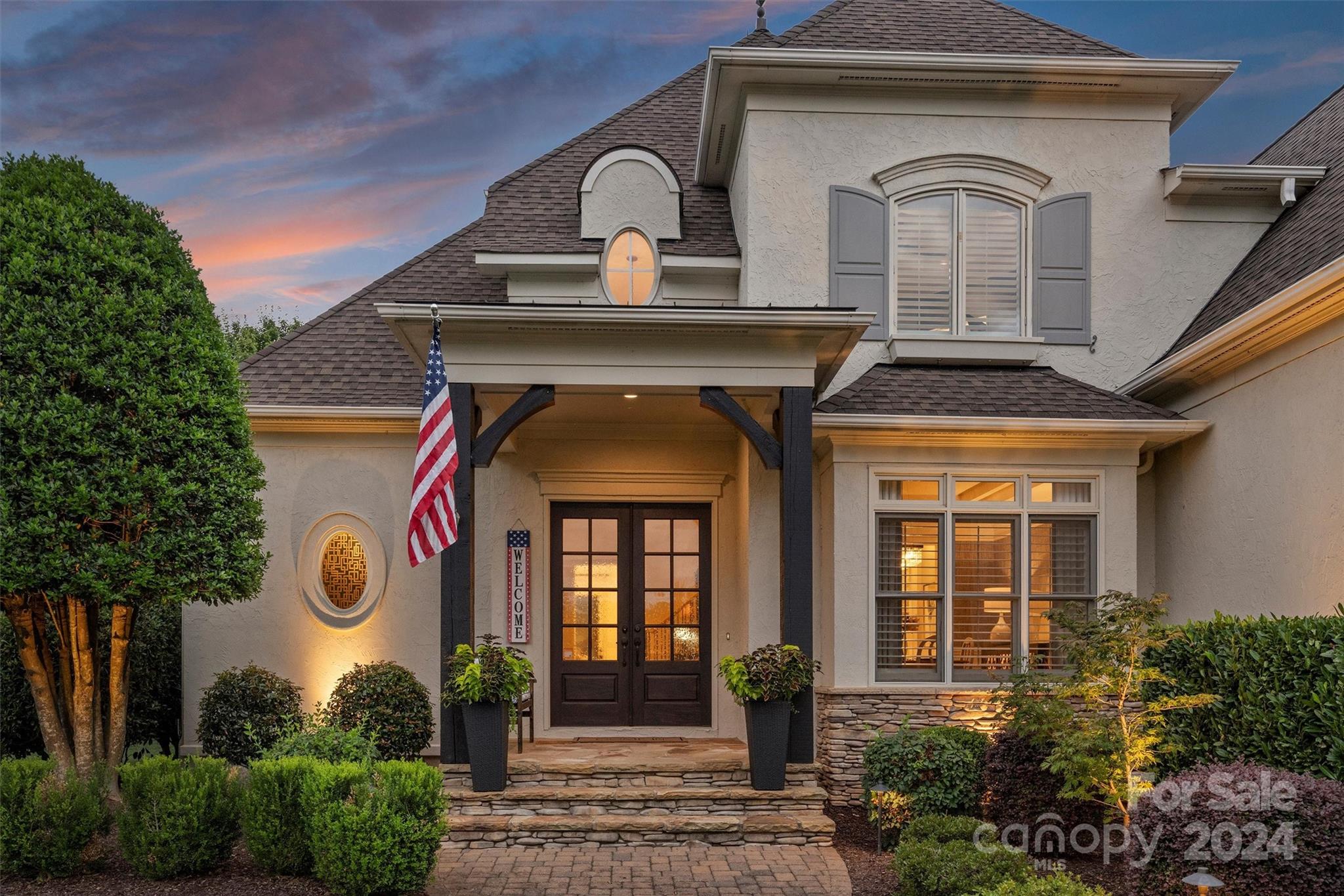 137 Cape Cod Way