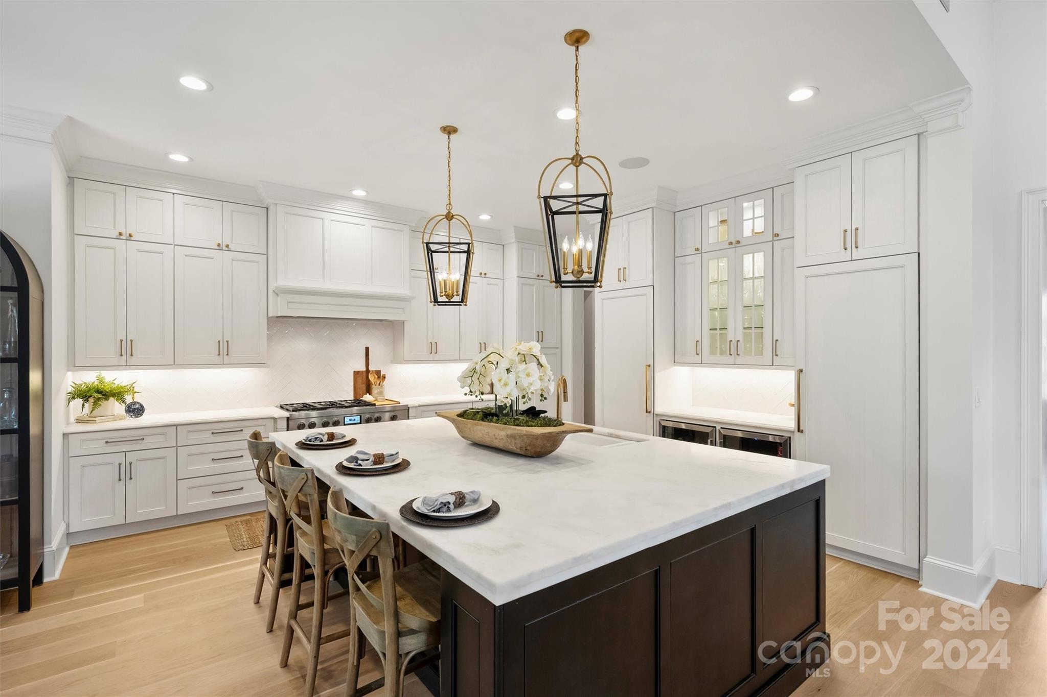 137 Cape Cod Way