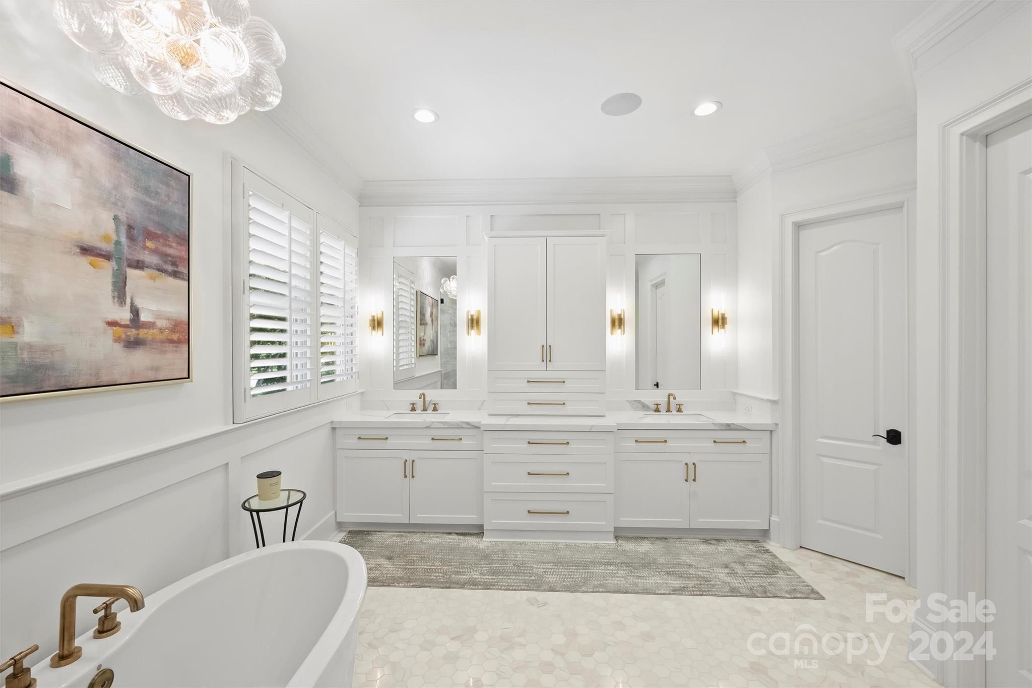 137 Cape Cod Way