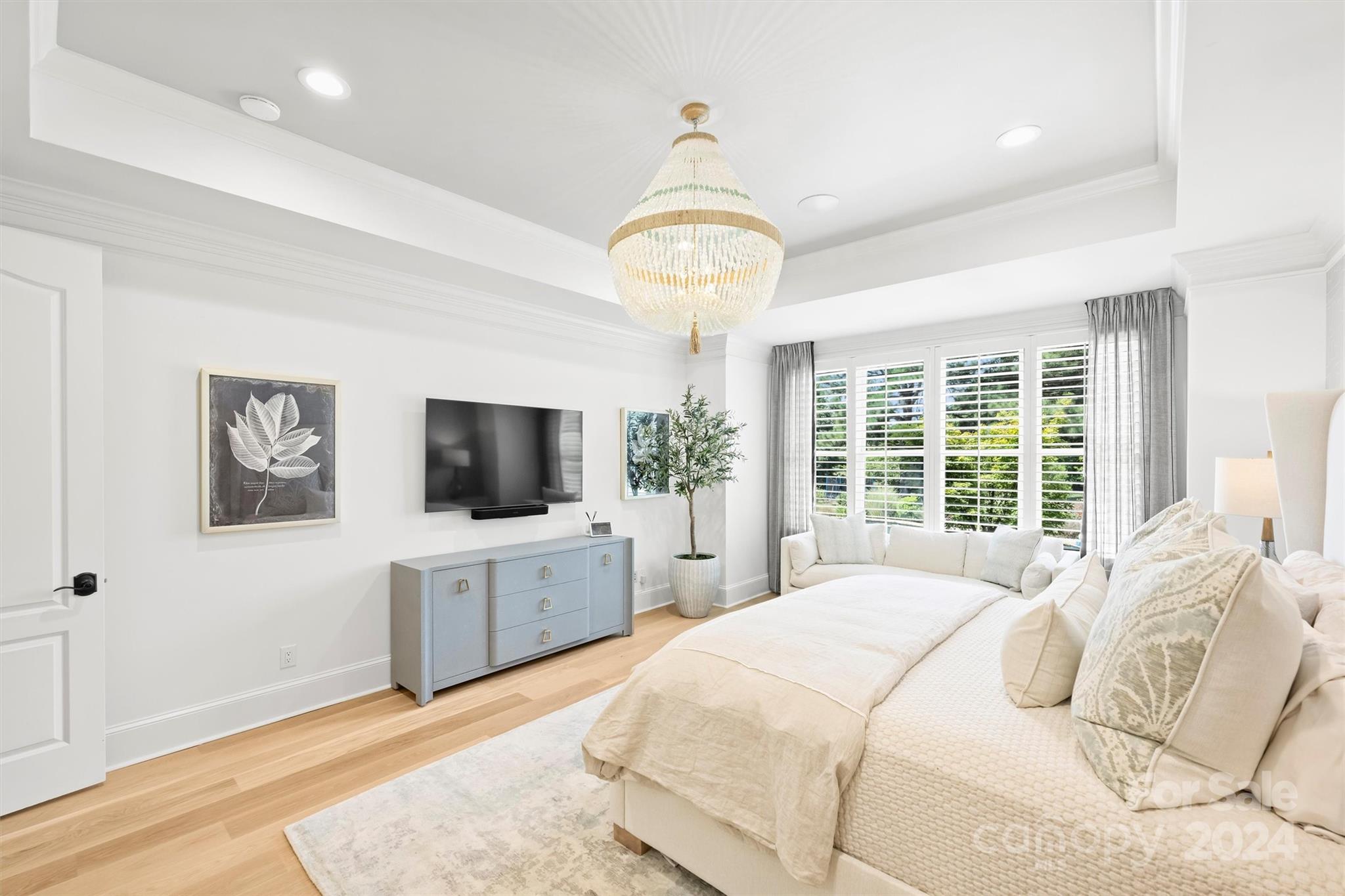 137 Cape Cod Way