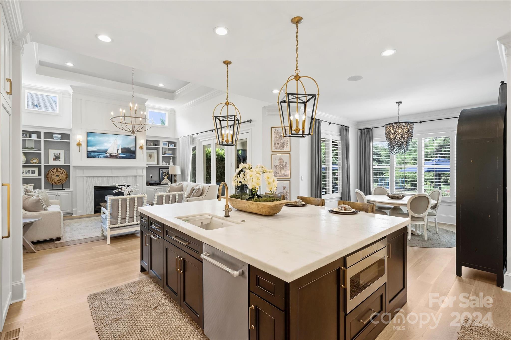 137 Cape Cod Way
