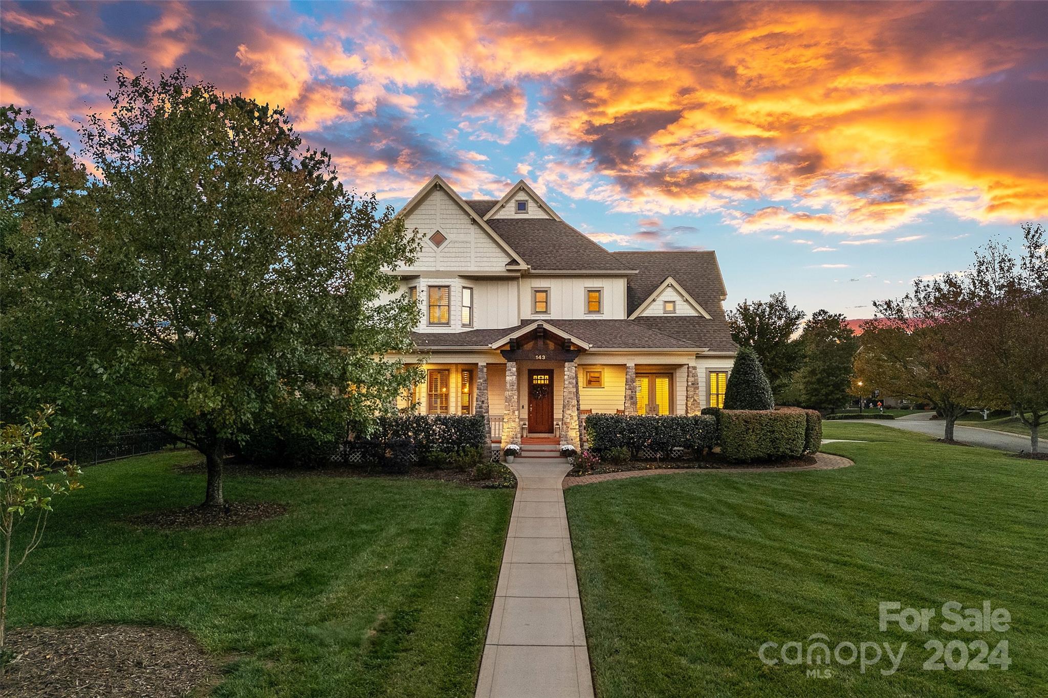 143 Cape Cod Way