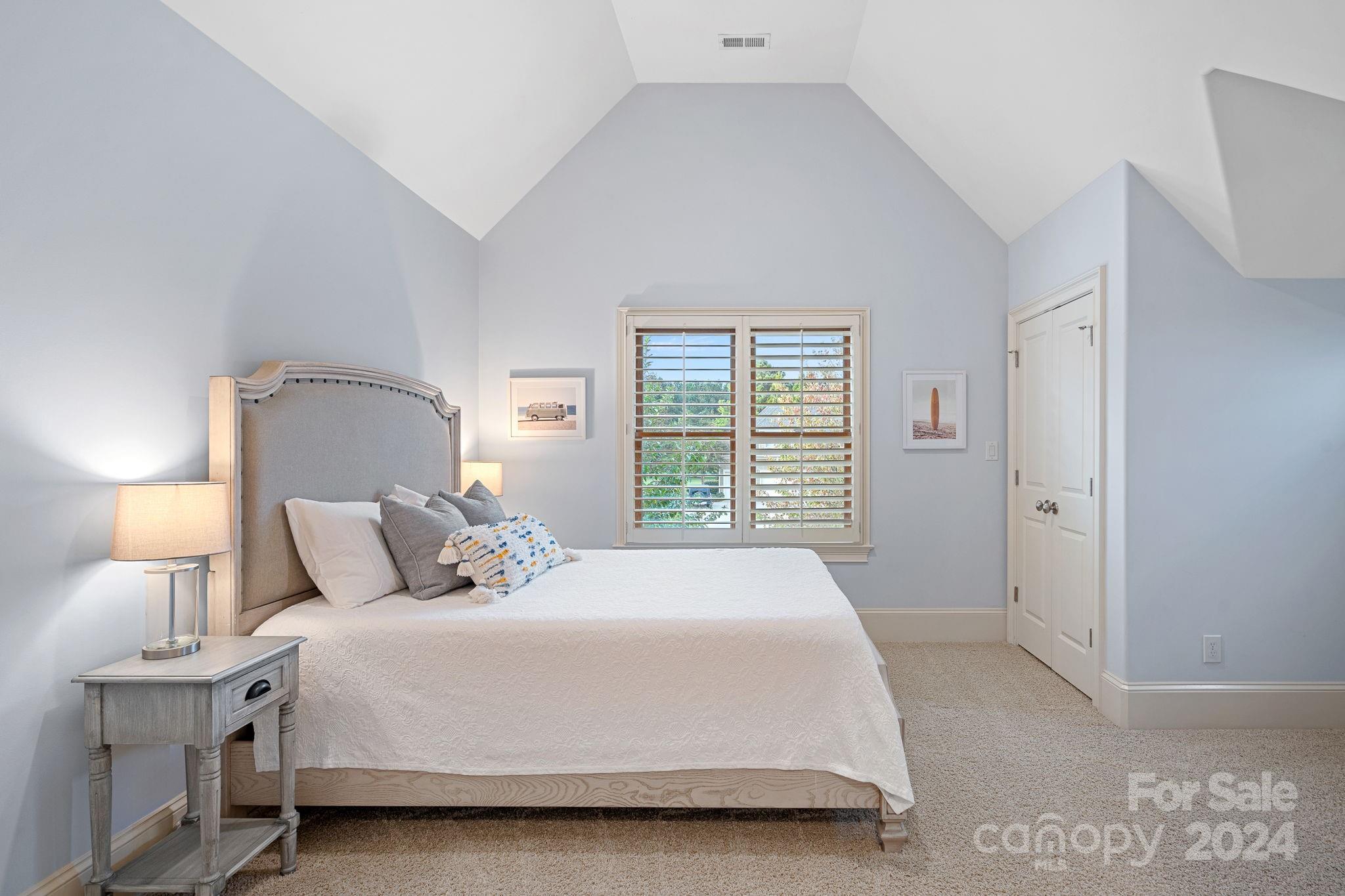 143 Cape Cod Way