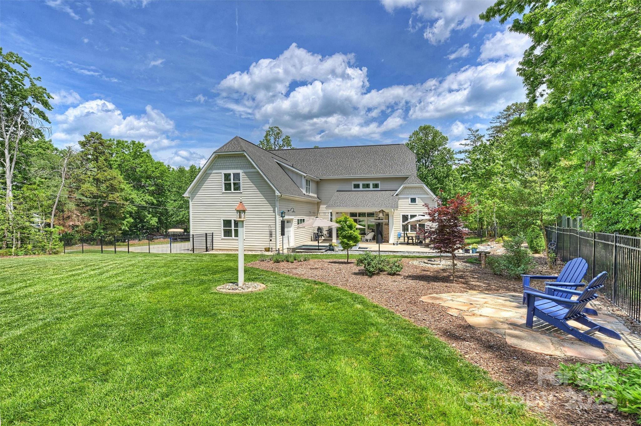 106 Thunder Hill Road