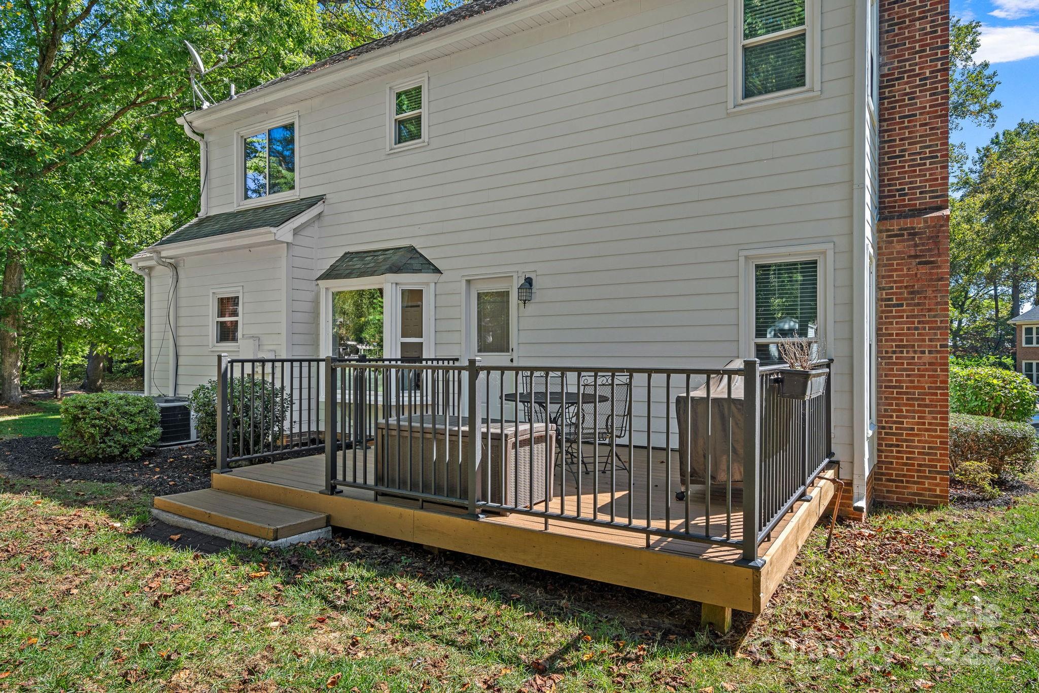 132 Bridgeport Drive