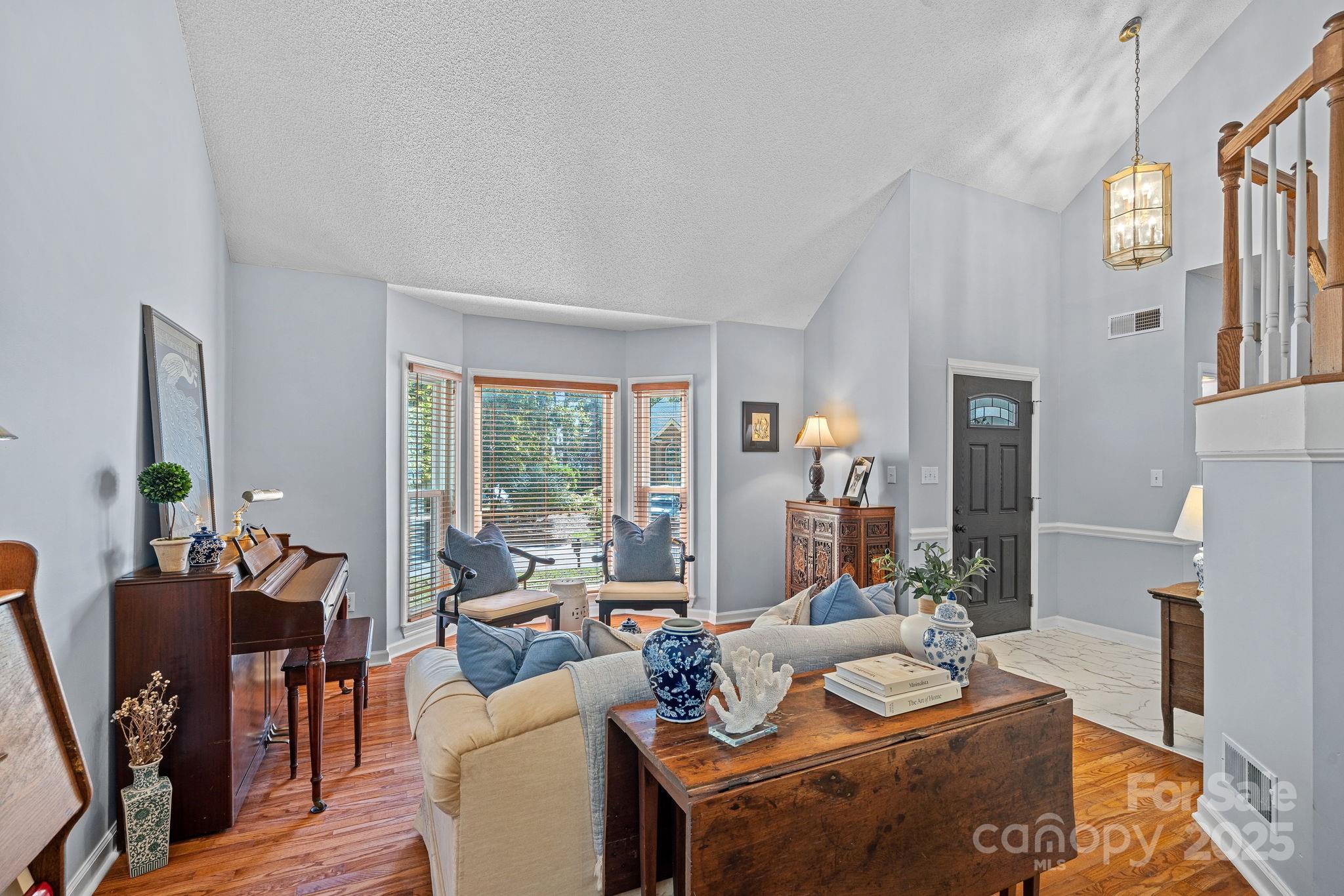 132 Bridgeport Drive