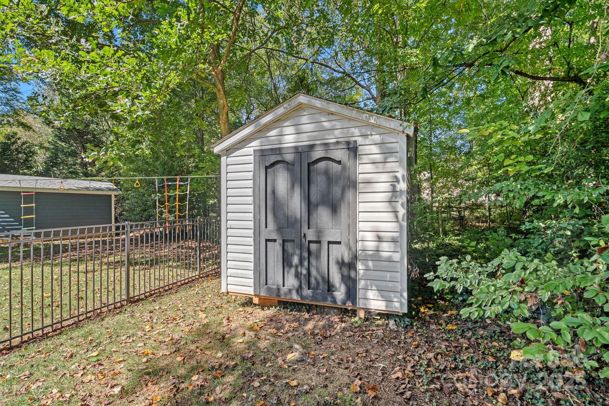 132 Bridgeport Drive