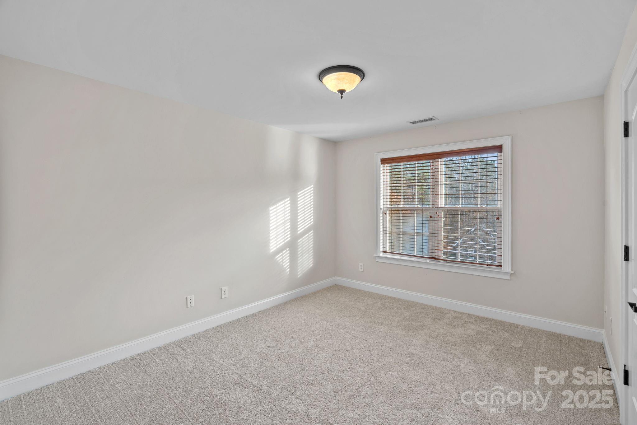 255 Honeysuckle Creek Loop