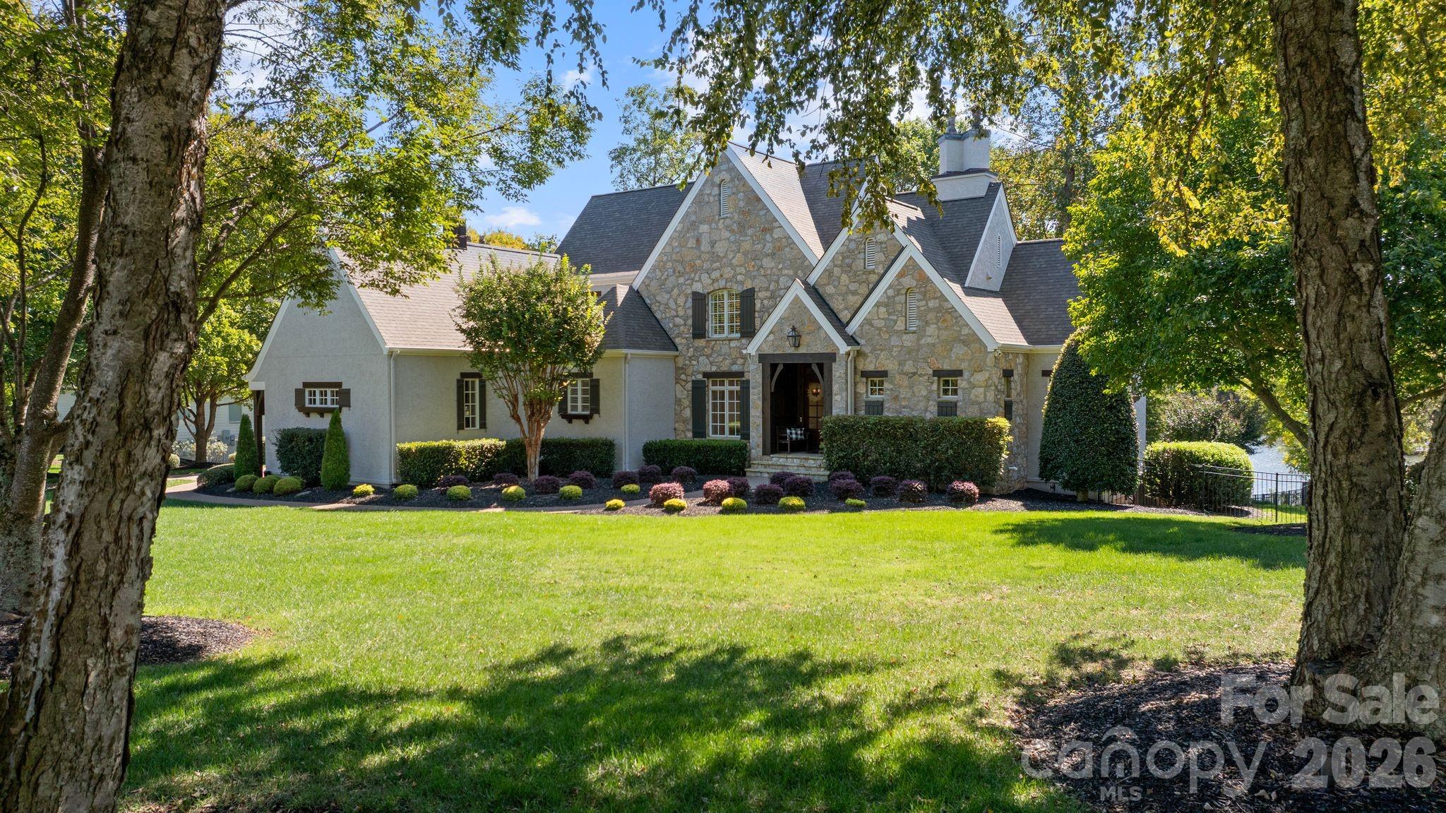 190 Cape Cod Way