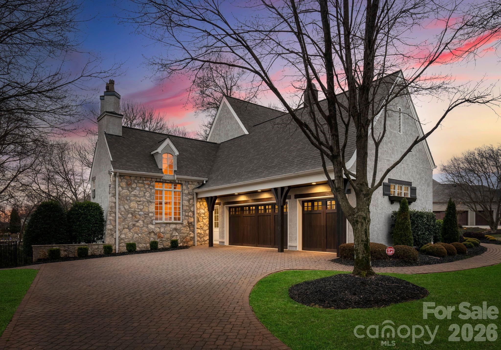 190 Cape Cod Way