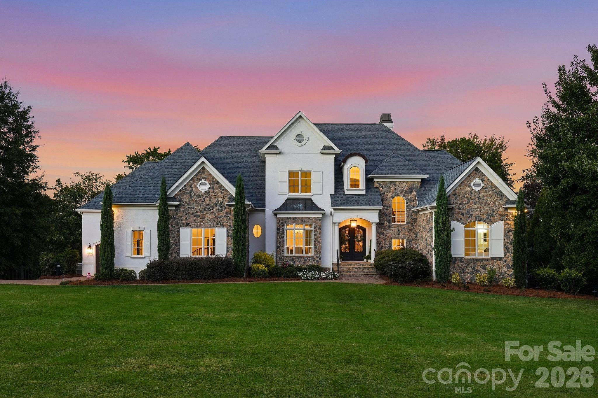 114 Cape Cod Way