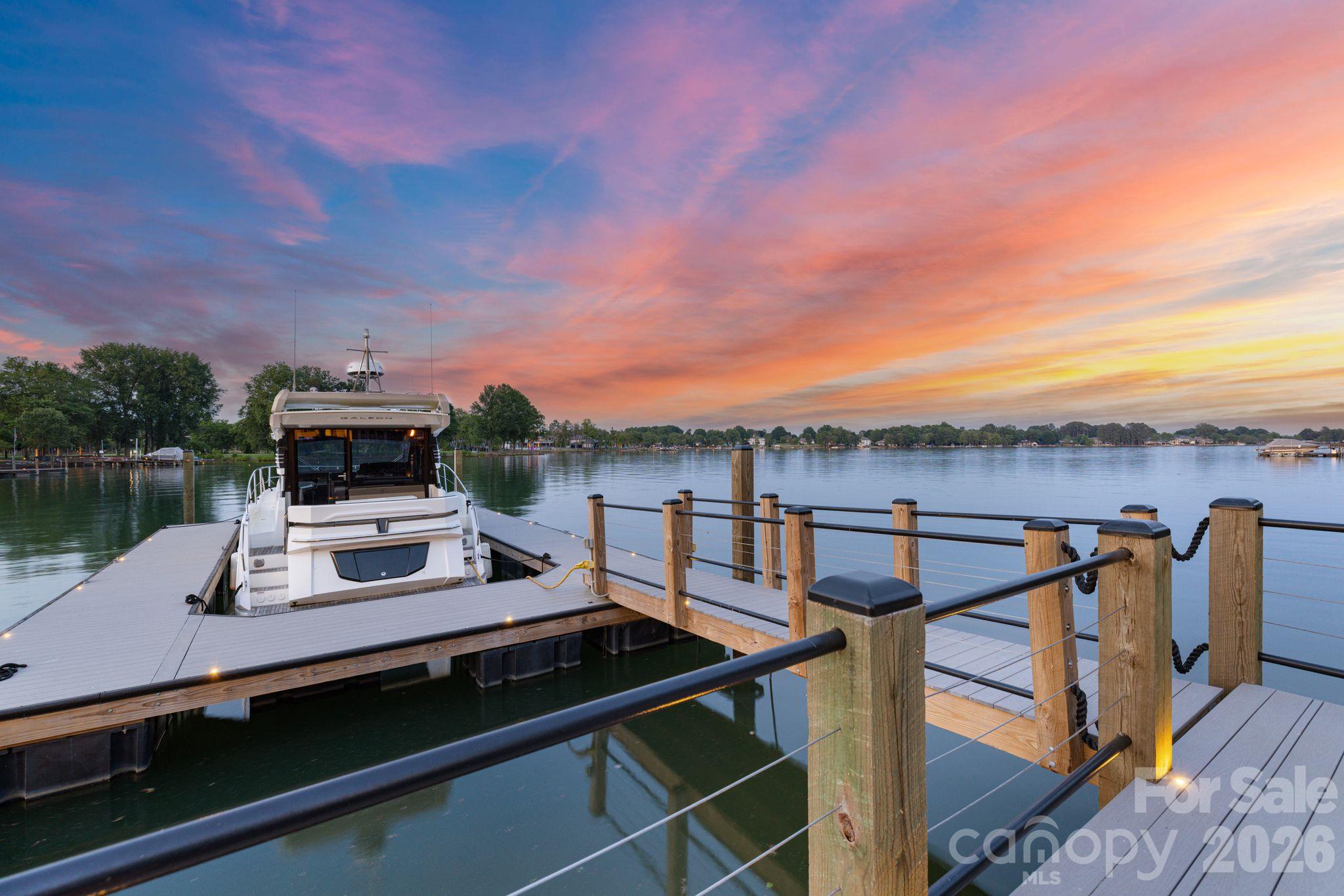 114 Cape Cod Way