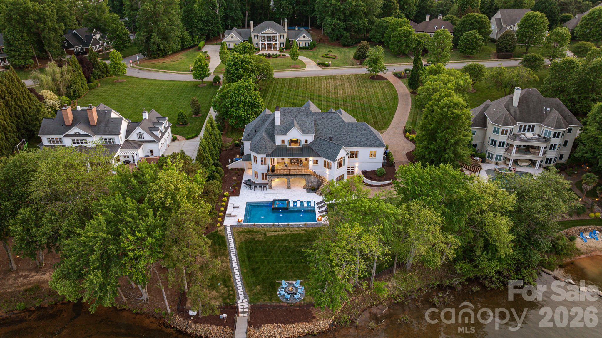 114 Cape Cod Way
