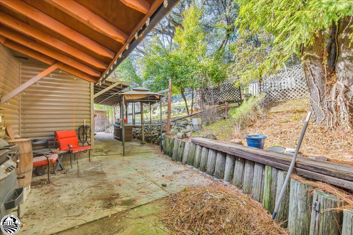 16538 Creekside