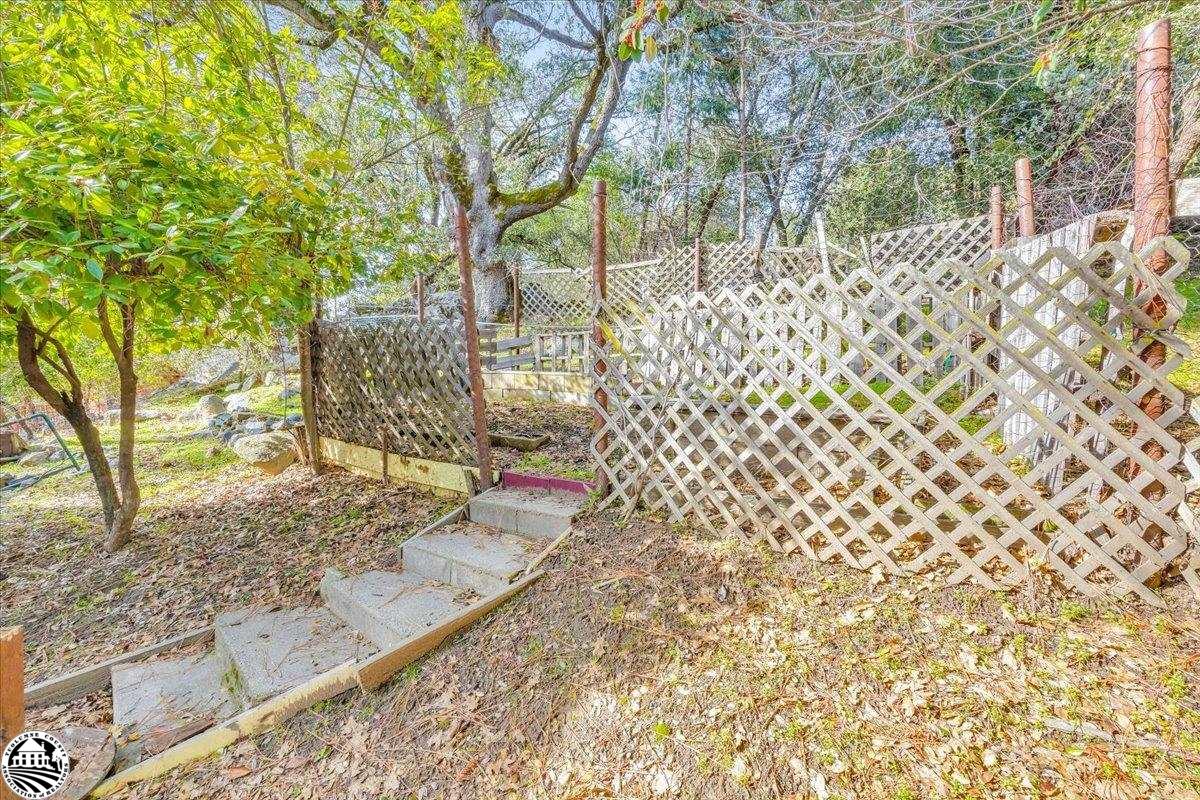 16538 Creekside