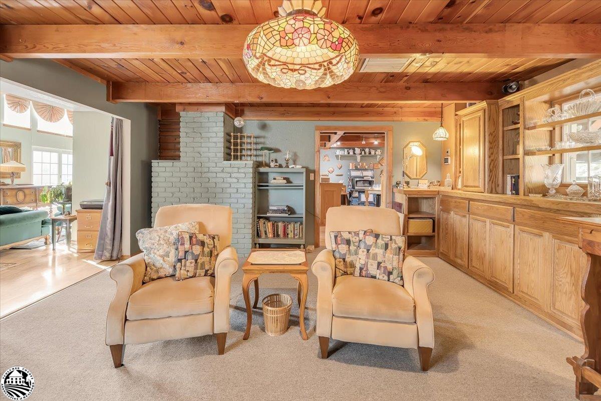16538 Creekside