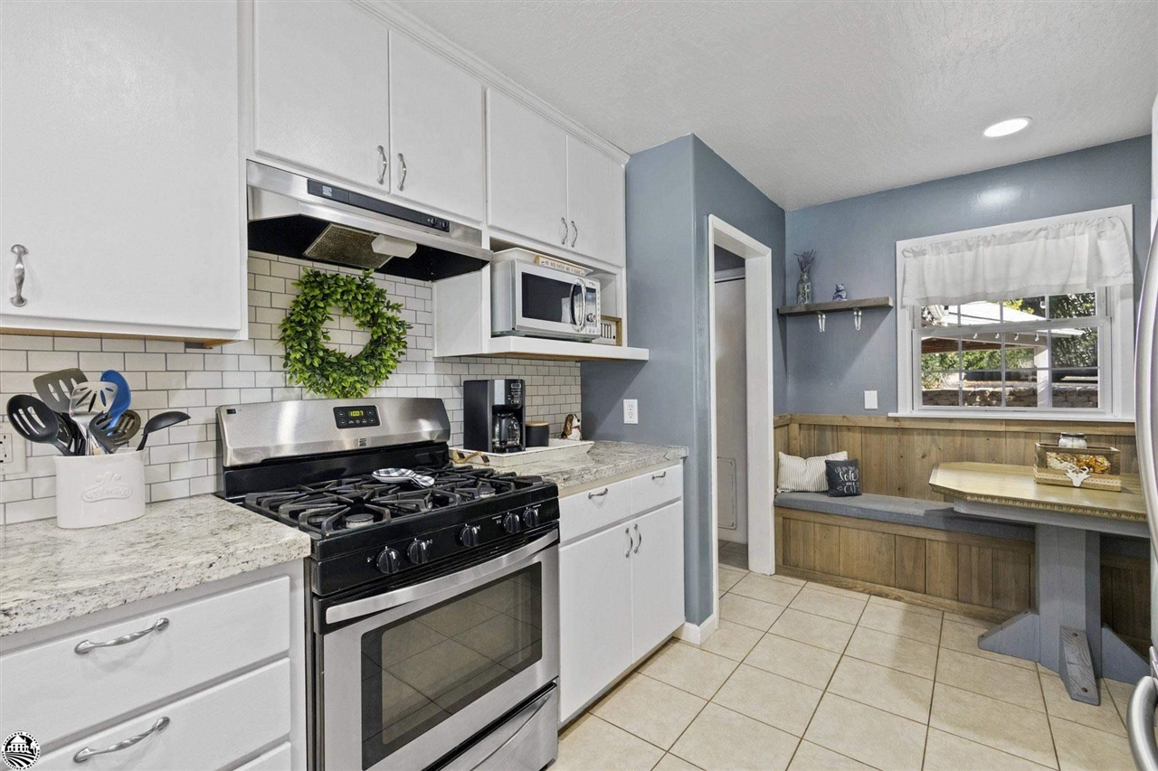 11245 Circle Dr.