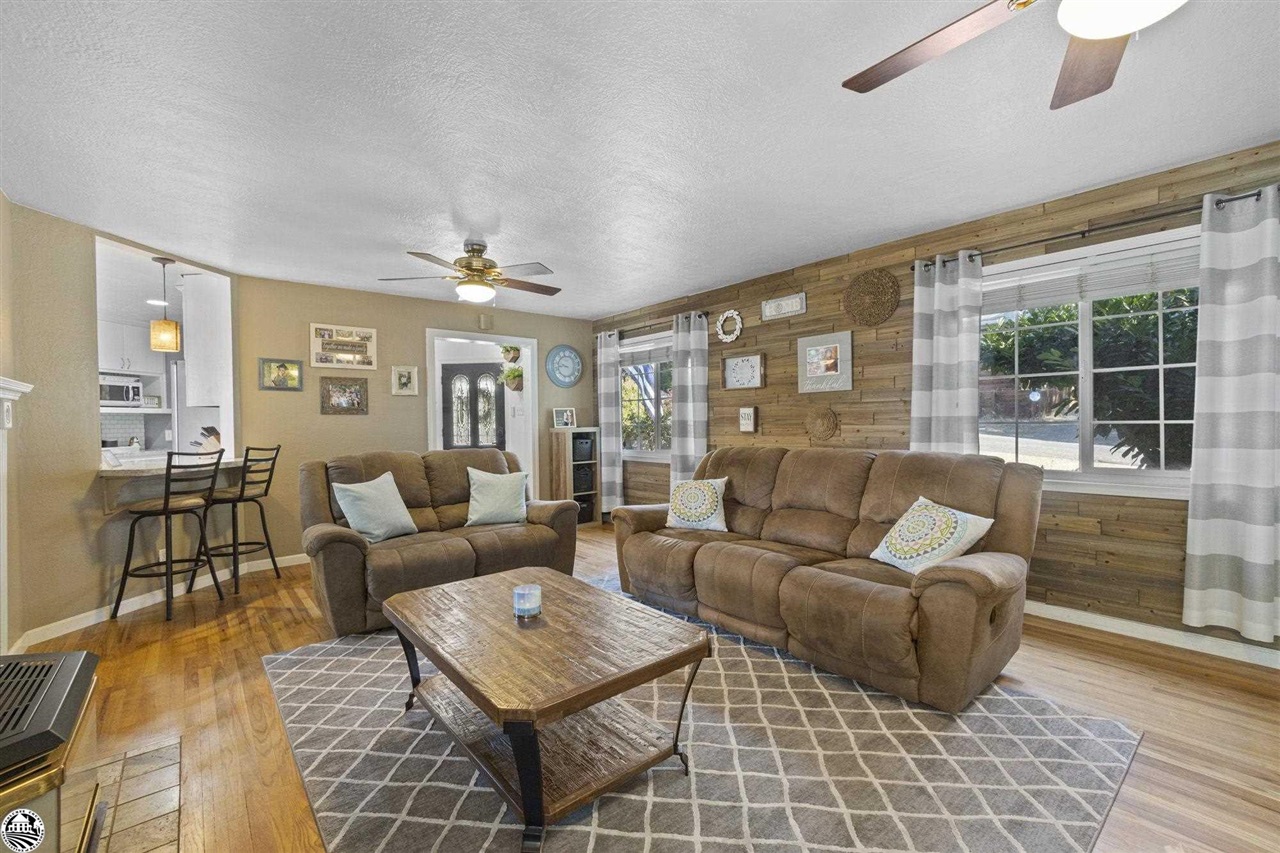 11245 Circle Dr.