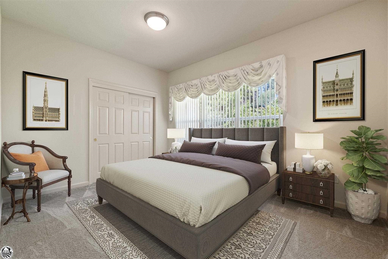 17313 Valley Oak