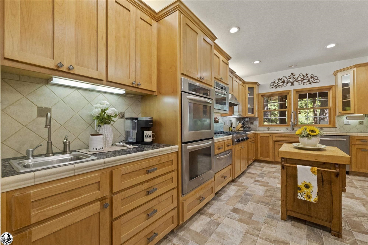 24100 White Fir Dr.