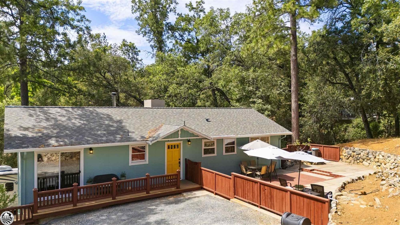 21049 Niagara River Dr.