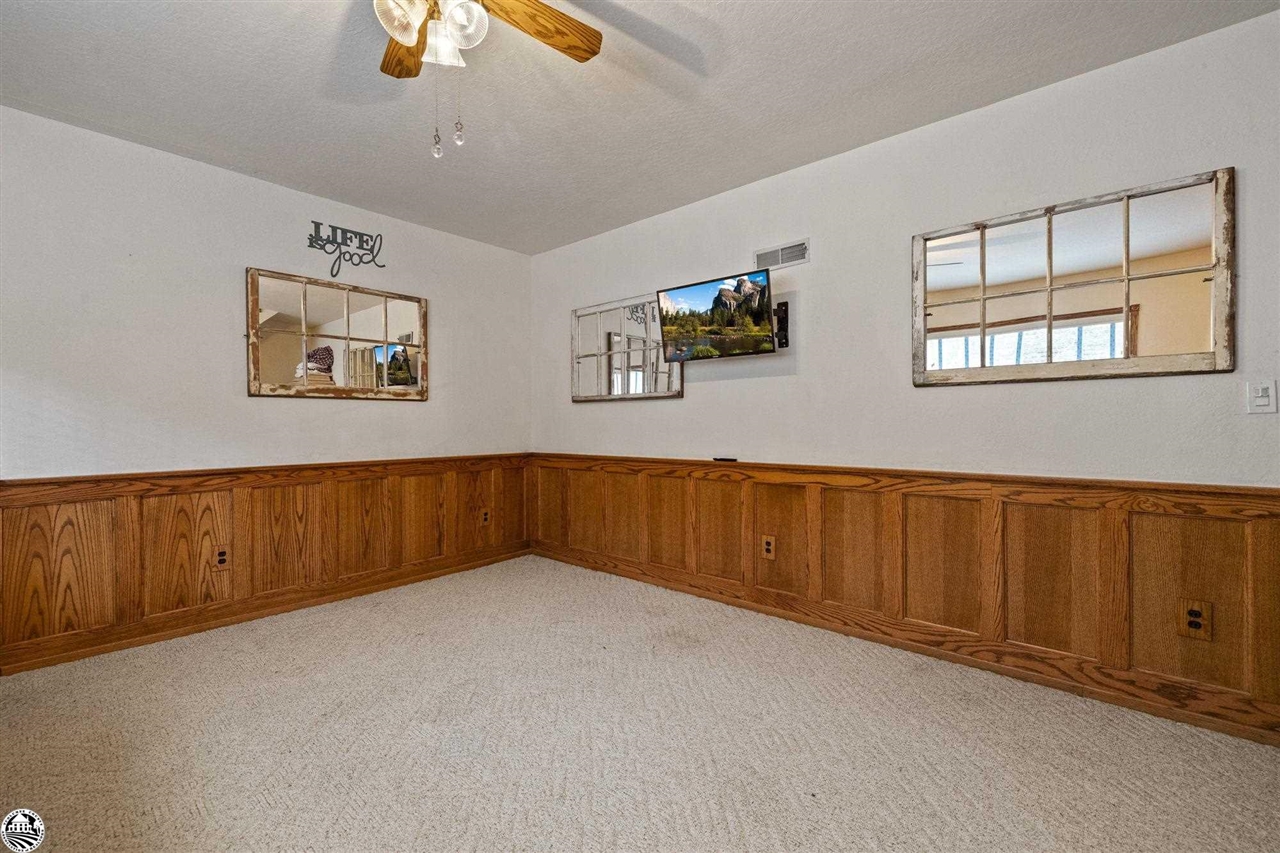 21049 Niagara River Dr.