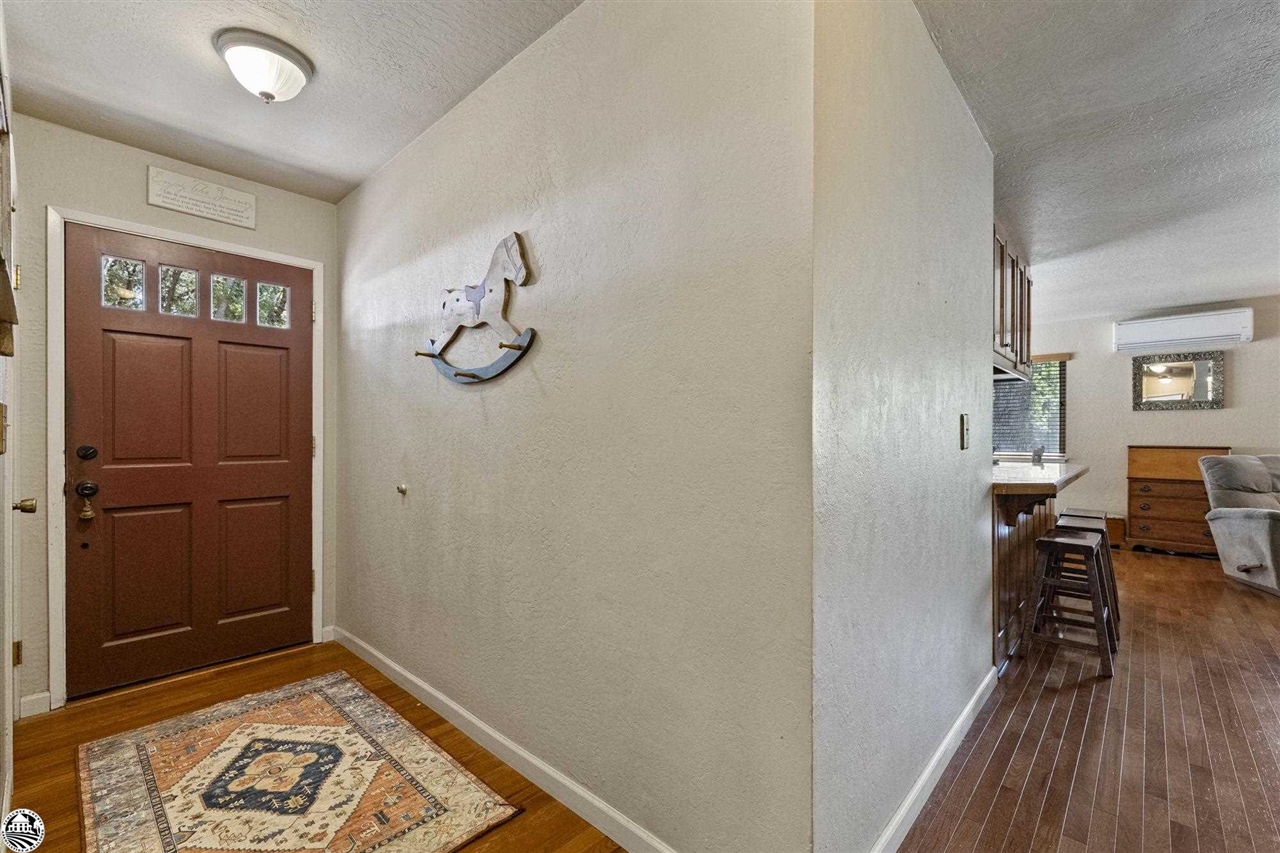 21049 Niagara River Dr.