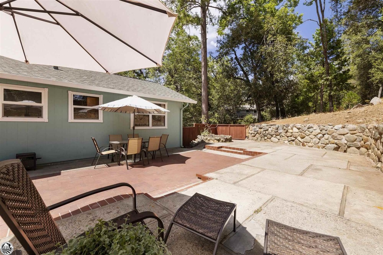 21049 Niagara River Dr.