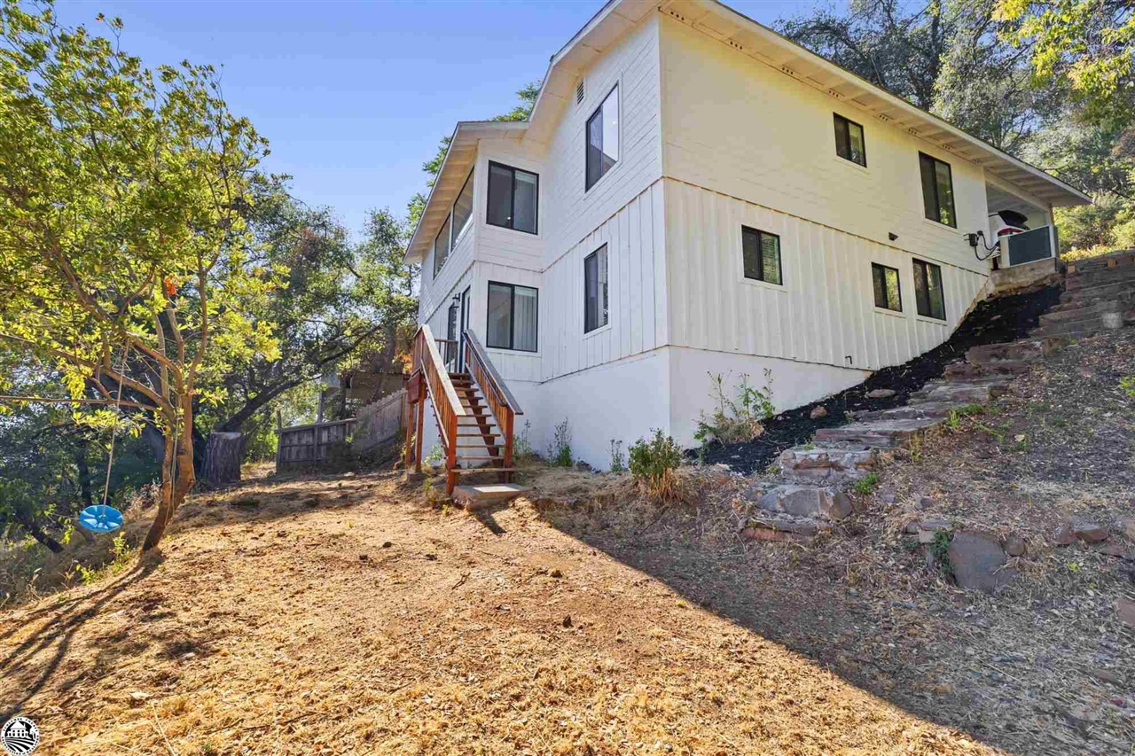 601 E Jackson