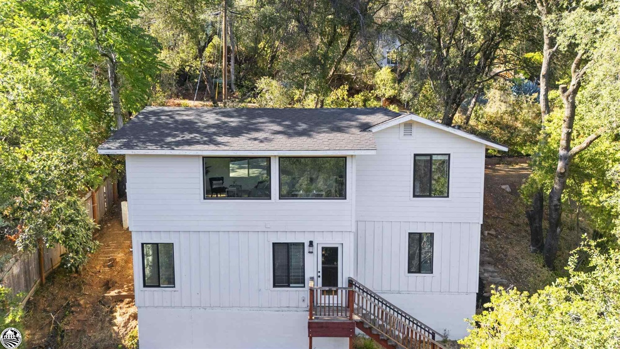 601 E Jackson