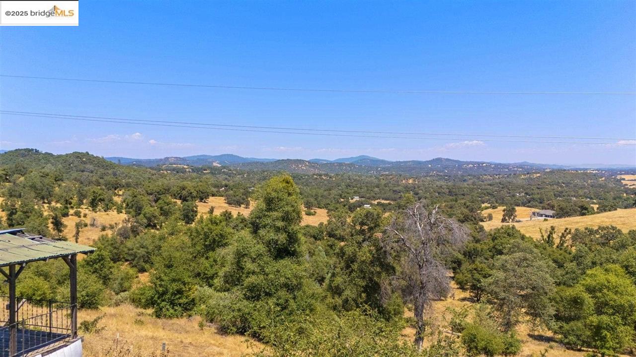 11042 Campo Seco Rd.
