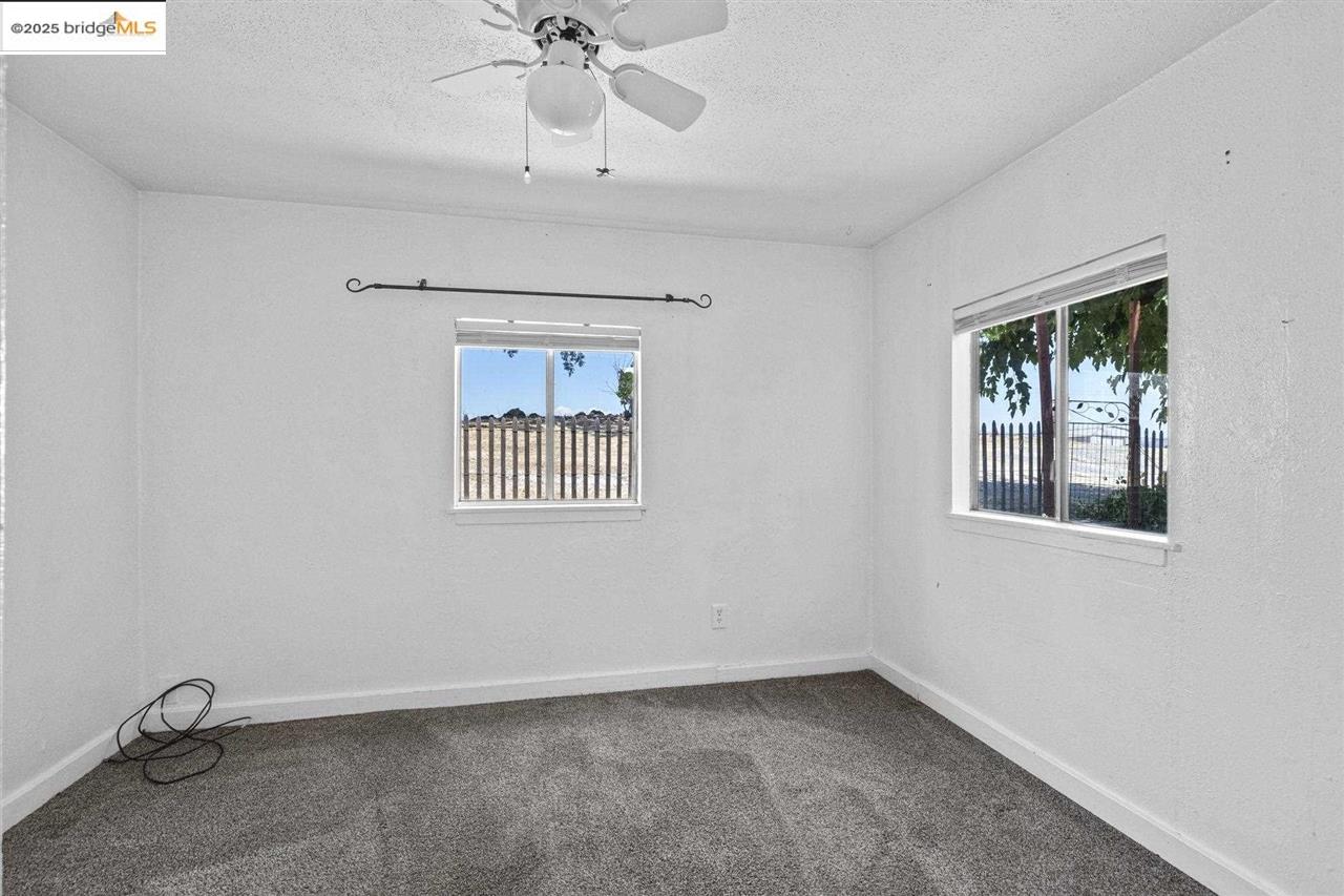 11042 Campo Seco Rd.