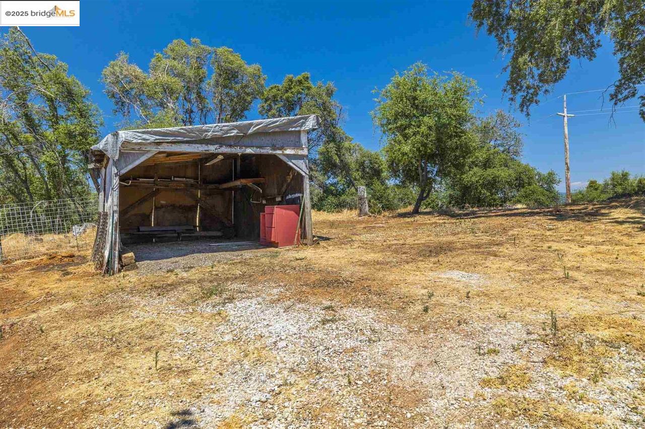 11042 Campo Seco Rd.