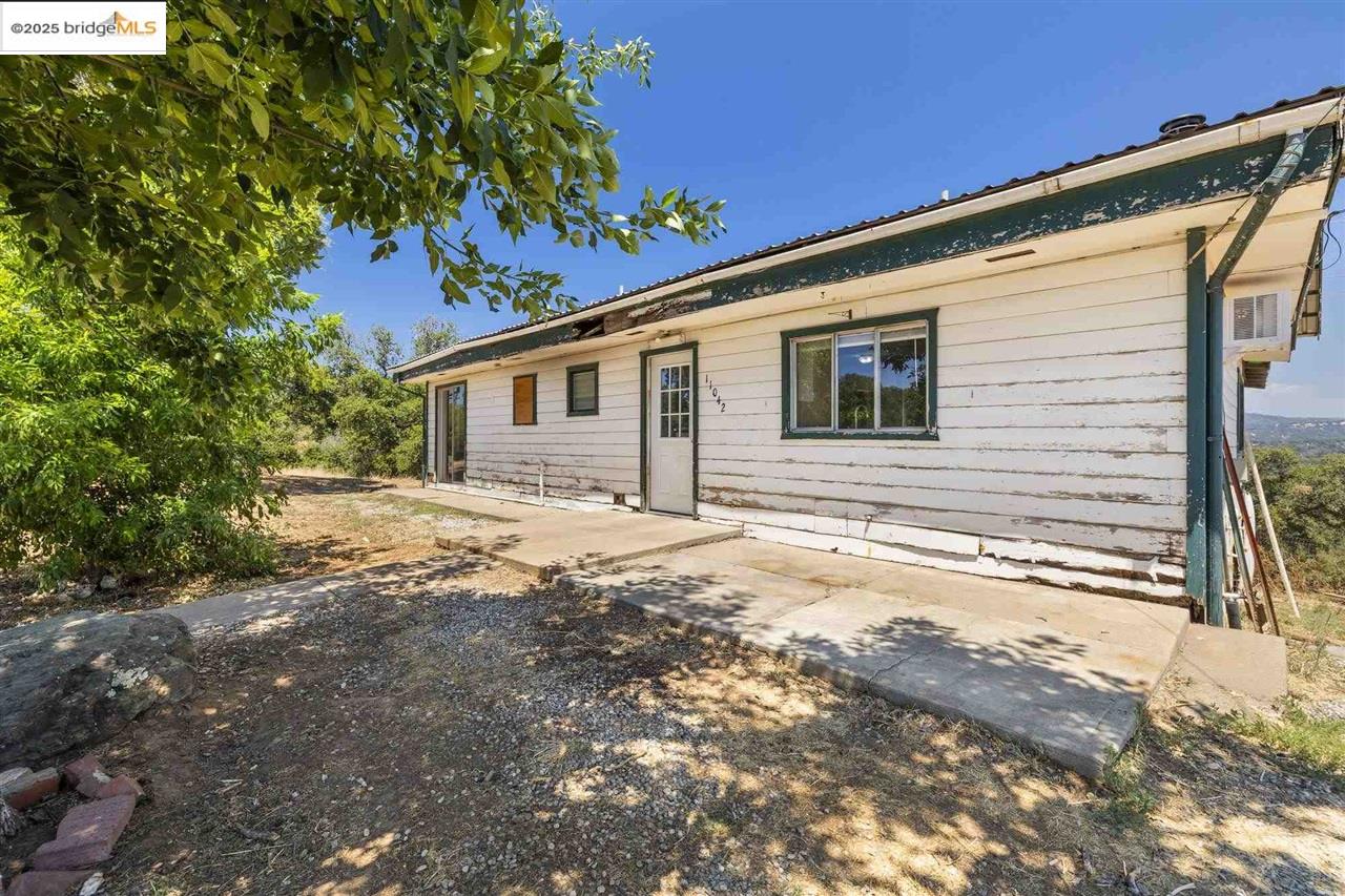11042 Campo Seco Rd.