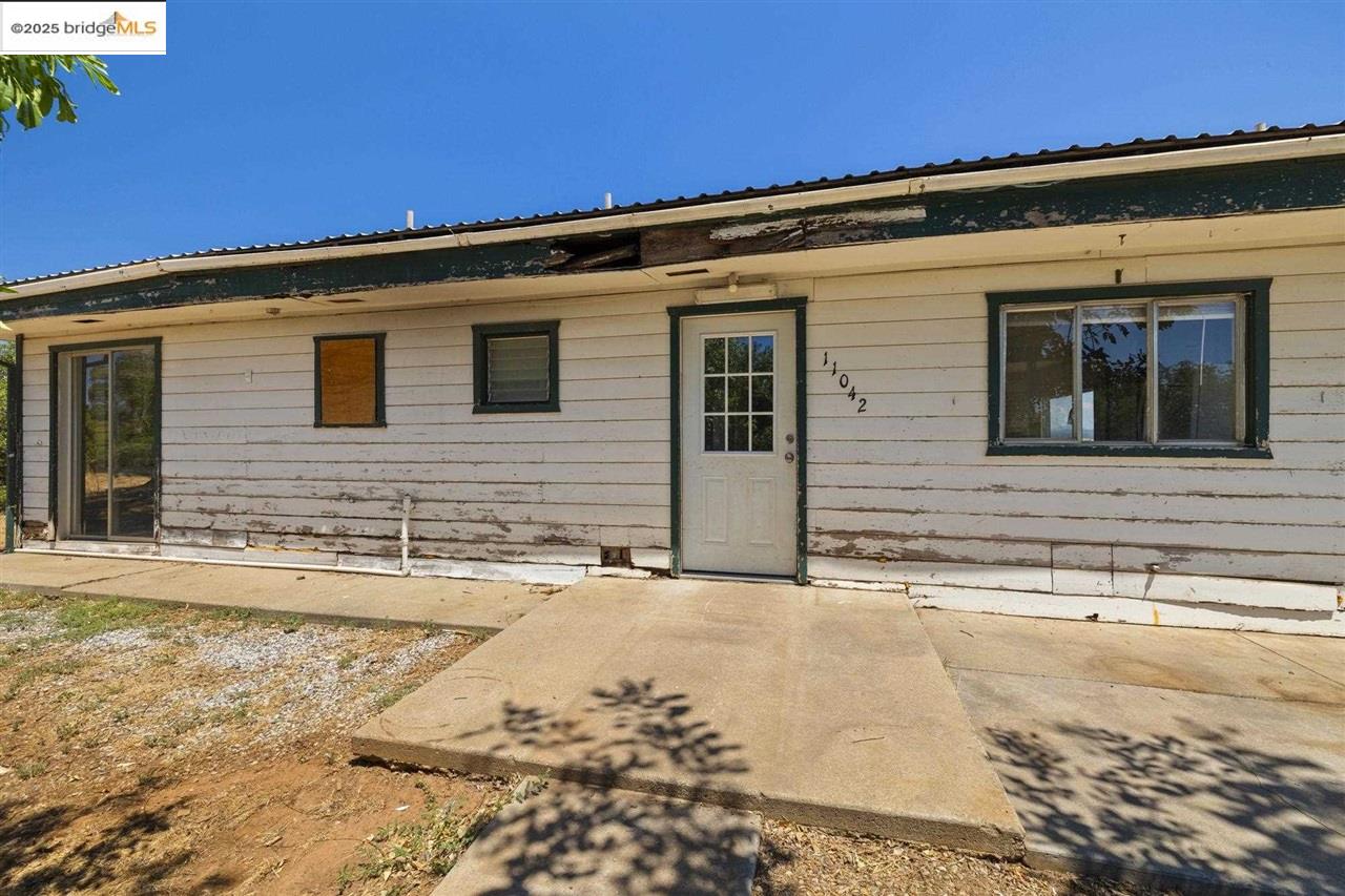 11042 Campo Seco Rd.