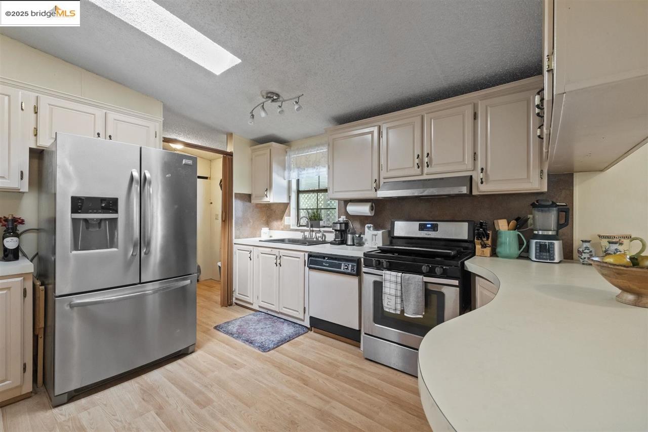 18330 Wards Ferry Rd. #33 # 33