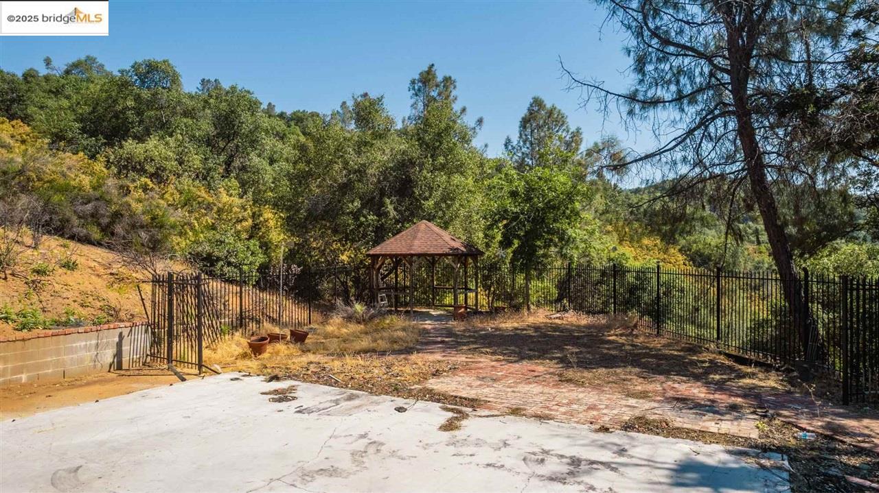22475 Fortuna Mine Rd.