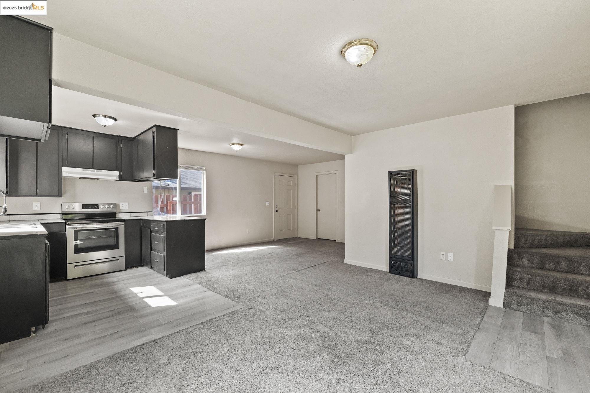 10702 10Th St
