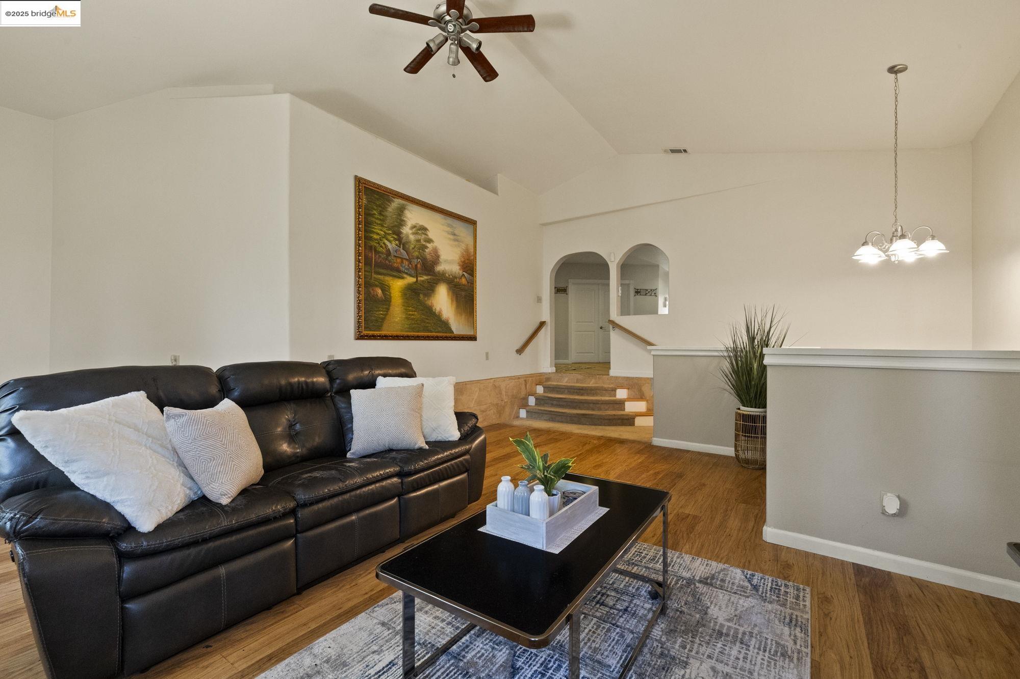 21895 Sawmill Flat Rd
