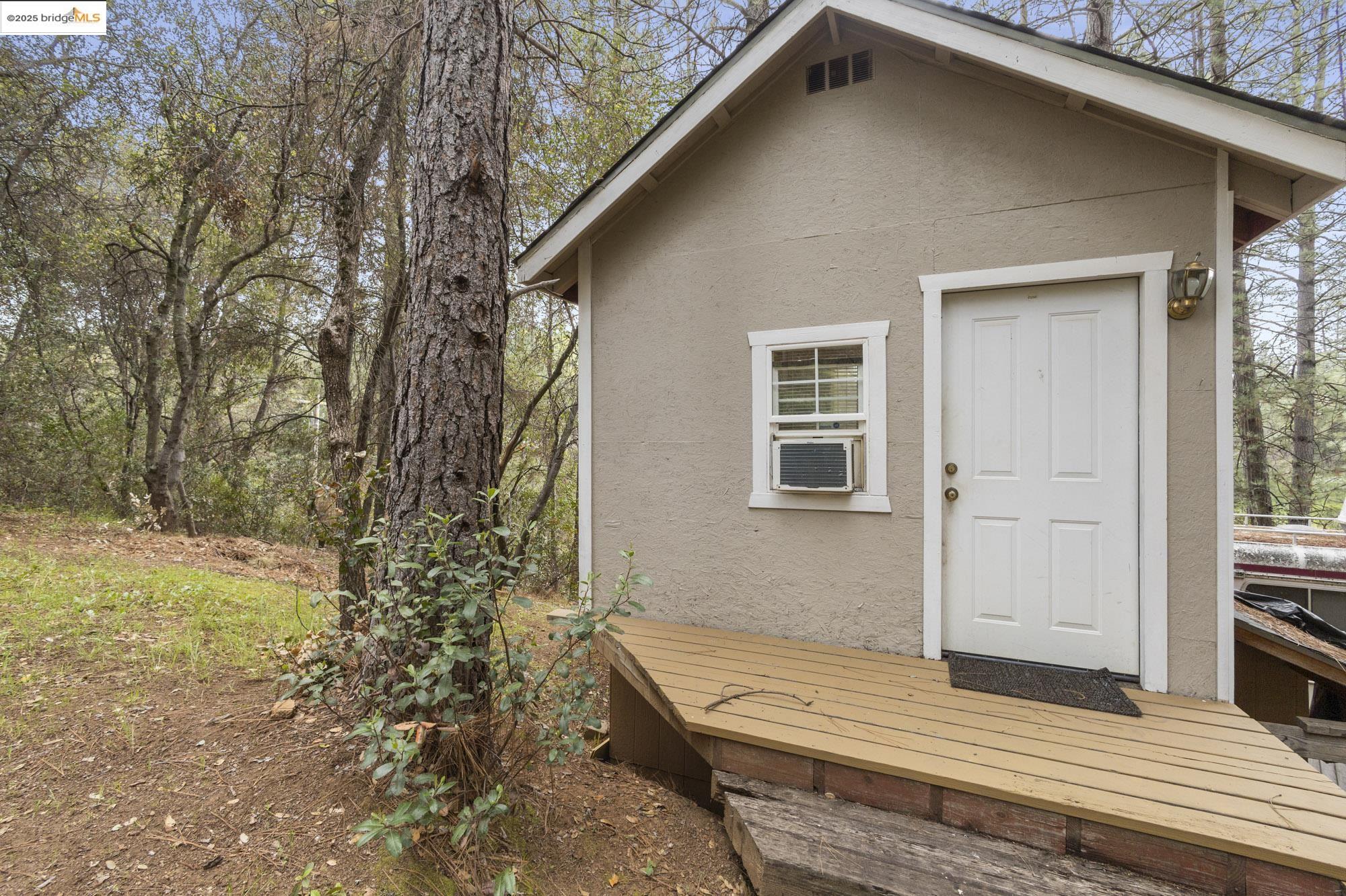 21895 Sawmill Flat Rd