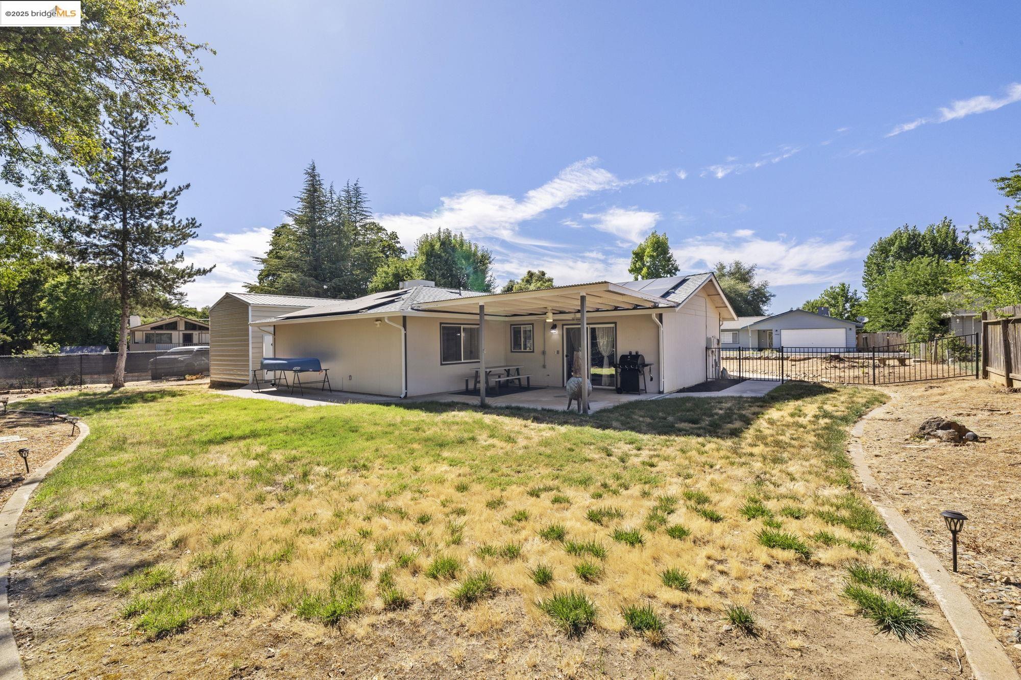 10855 Robinwood Ln