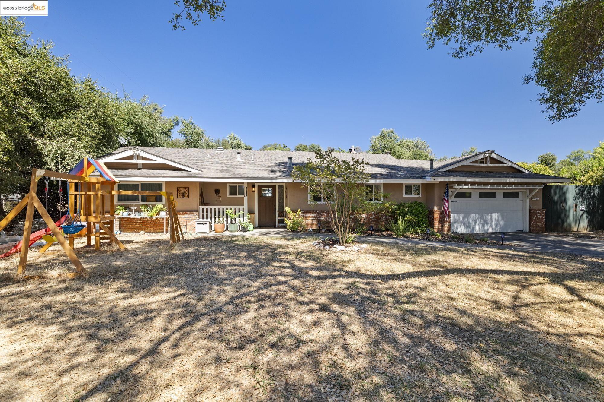 20369 E Walnut Dr