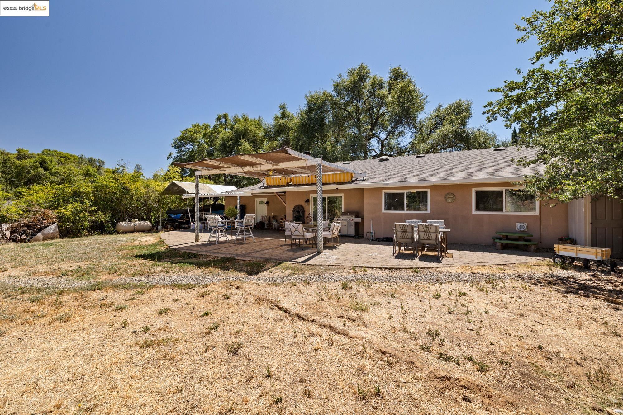 20369 E Walnut Dr