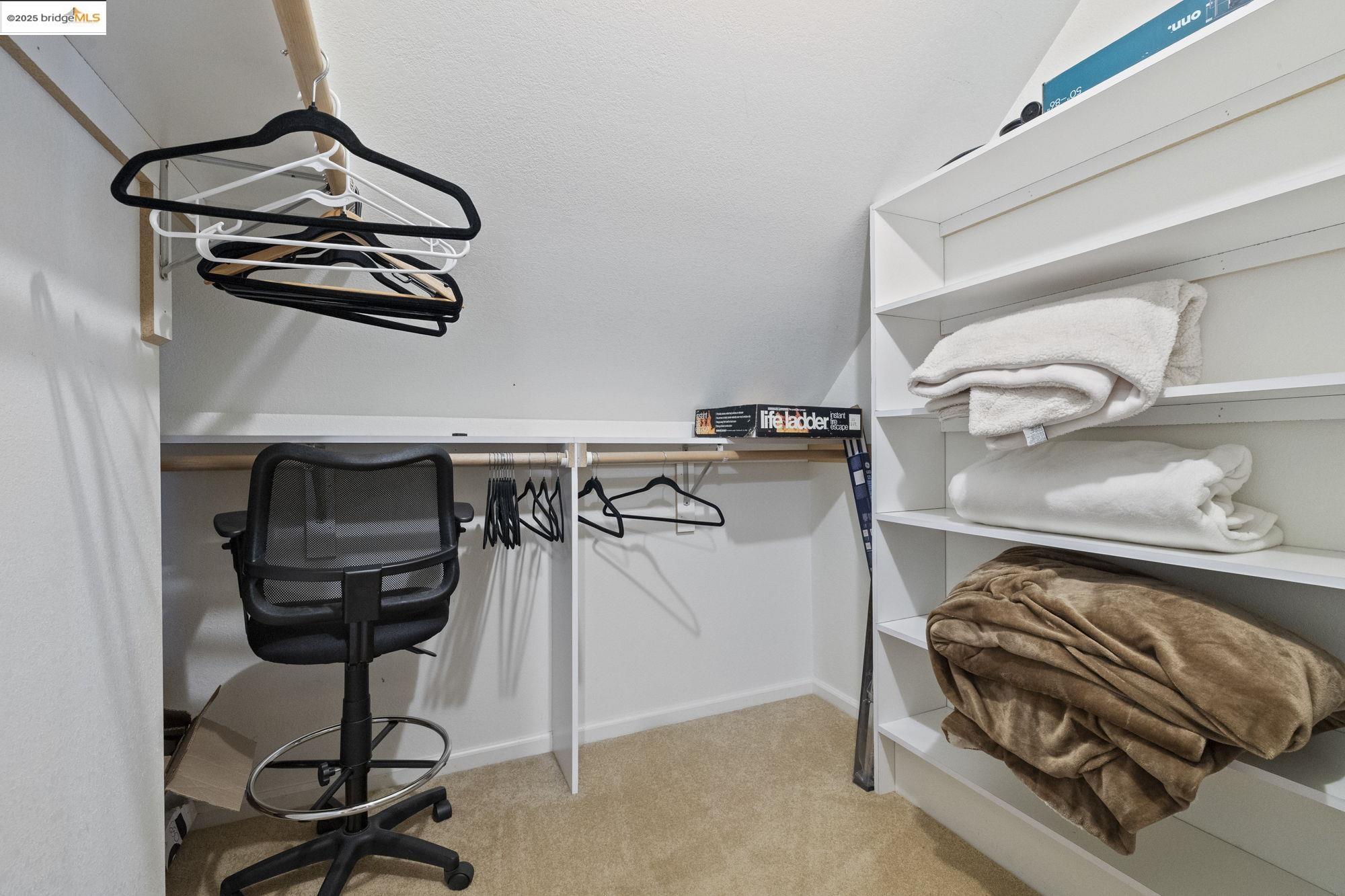 22912 Sierra Dr