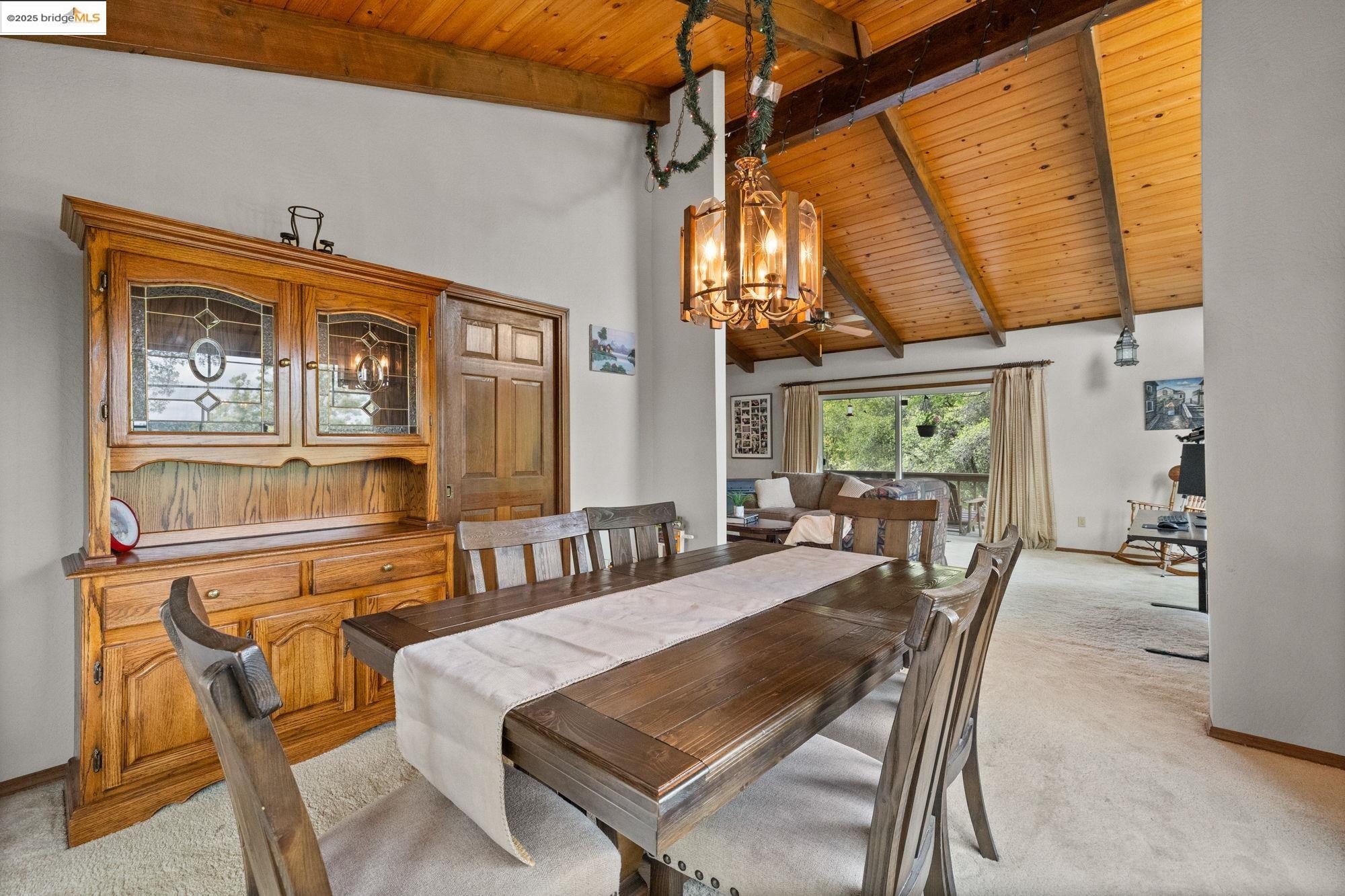 21950 Paseo De Los Portales Rd