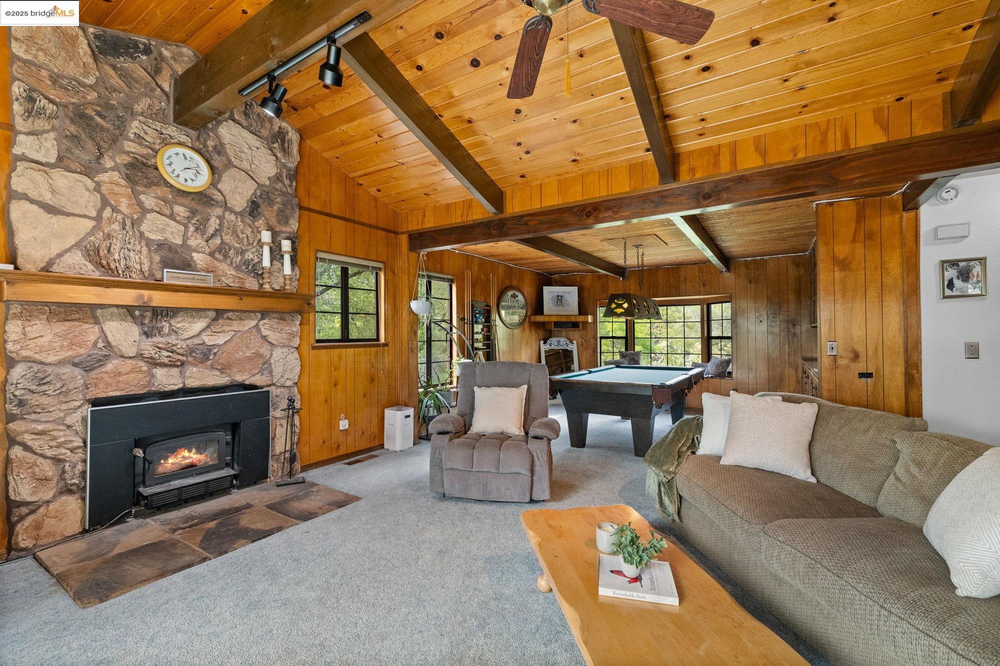 21950 Paseo De Los Portales Rd