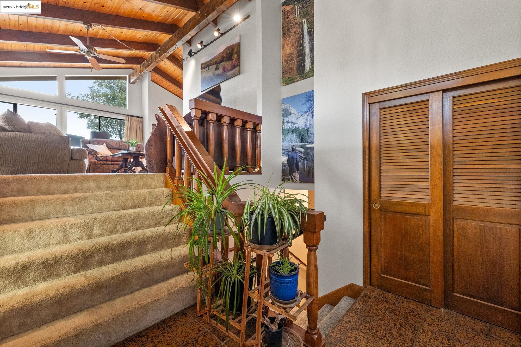 21950 Paseo De Los Portales Rd