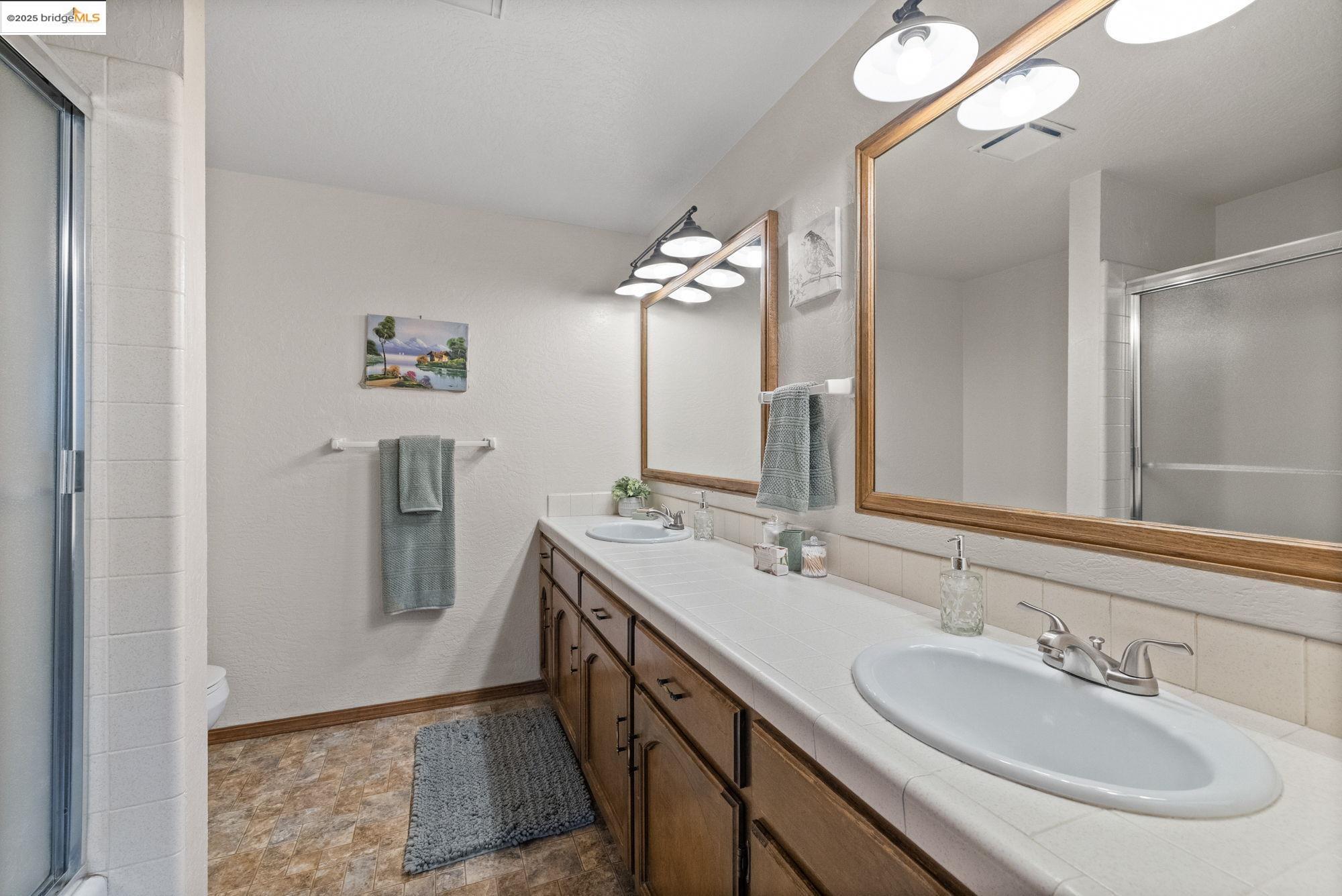 21950 Paseo De Los Portales Rd