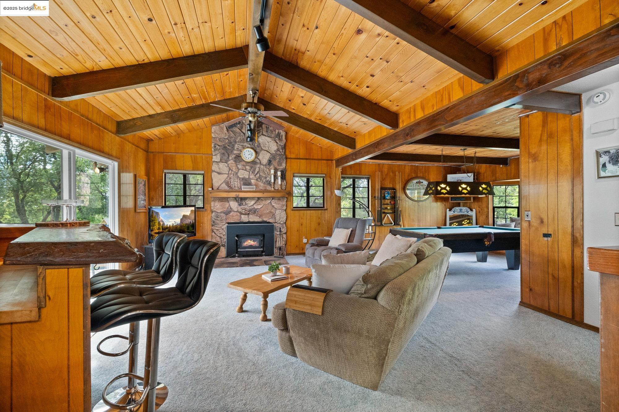 21950 Paseo De Los Portales Rd