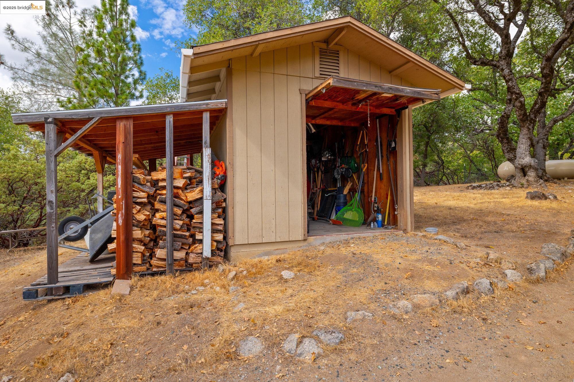 21950 Paseo De Los Portales Rd